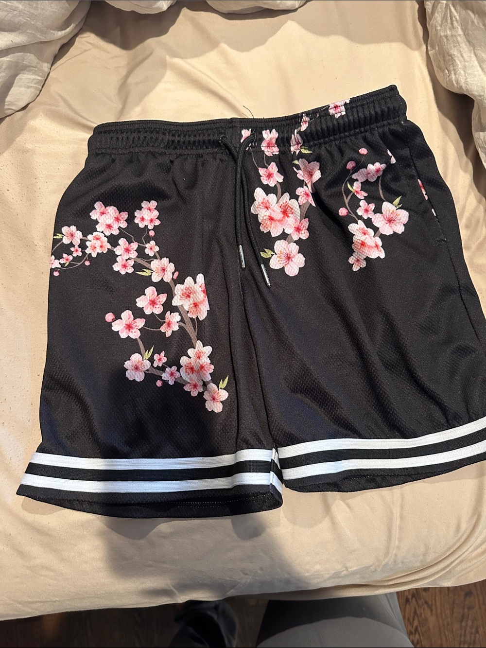 Drip youth large Black Cherry Blossom Athletic Shorts